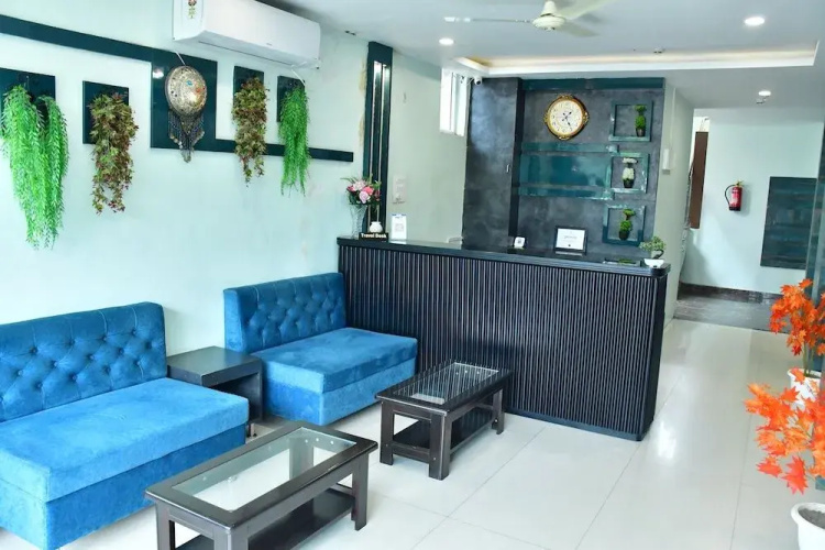 Yatharth Inn