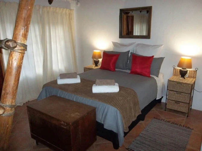 2 Bedrooms Cottage