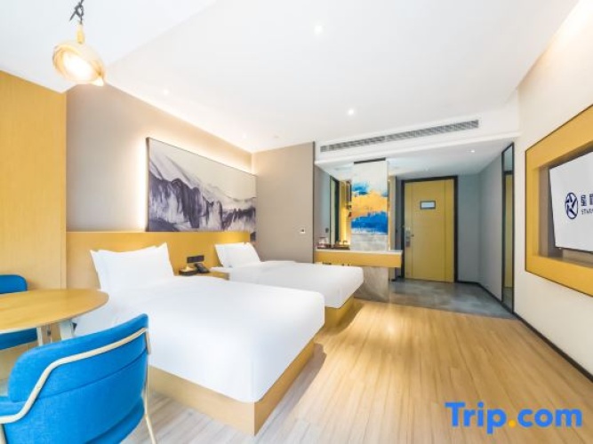 Business Twin room