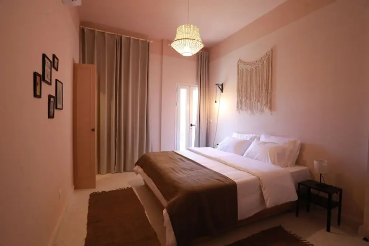Beit Mirna Guesthouse & Chalet