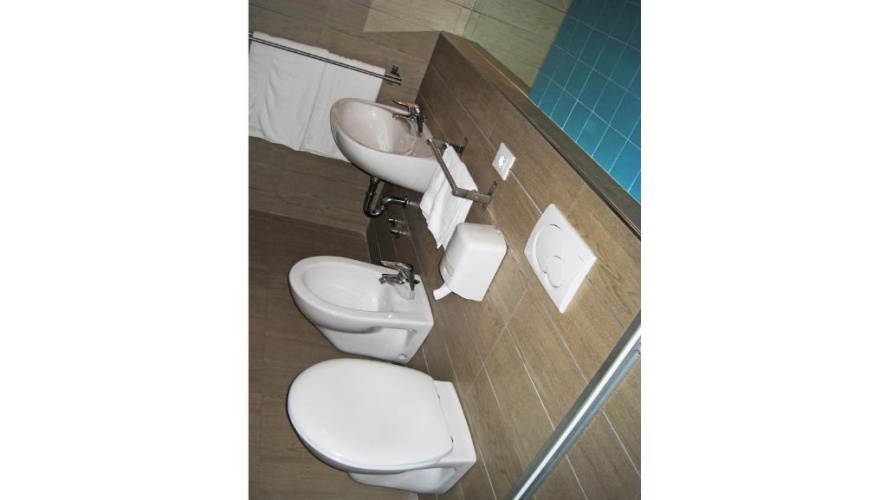 Standard Triple room with balcony