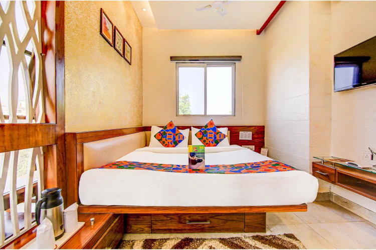 FabHotel Khushi Regent