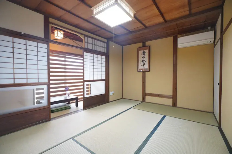 Uji Tea Inn