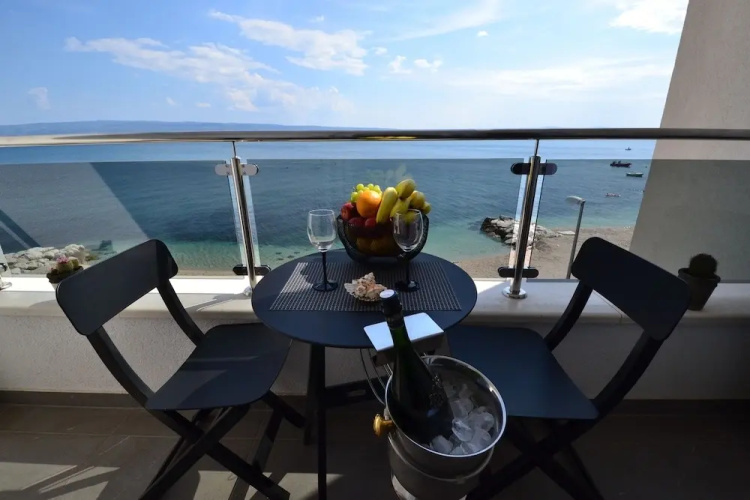 Superior Four Star Apartment