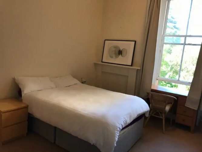 Central Marchmont 3 Bedroom Flat