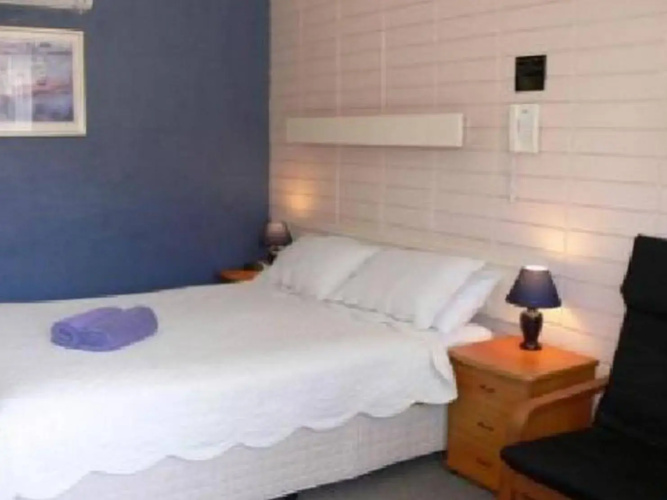 Avenue Motel