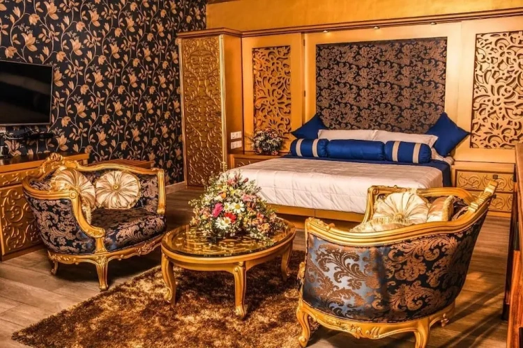 Luxury Apartment
