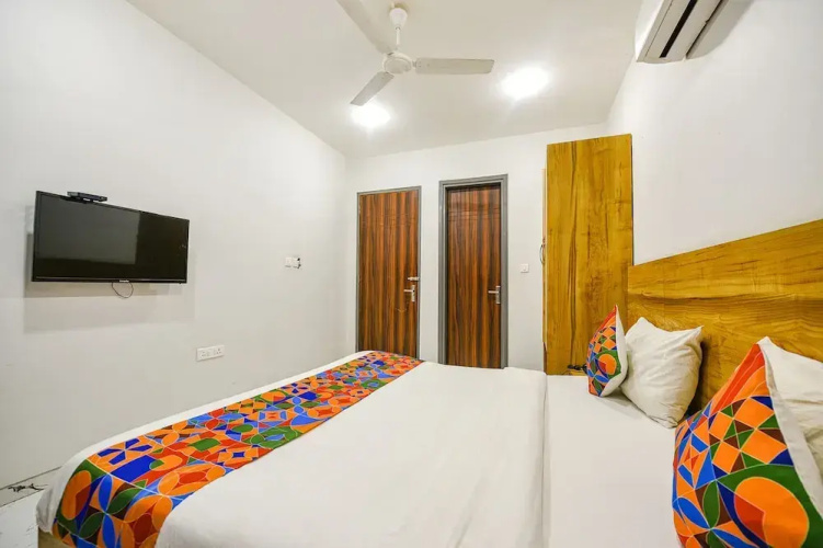 FabHotel Gazelle Inn