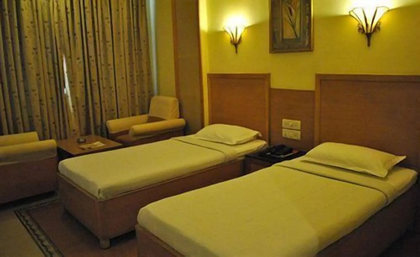 Hotel Roopa