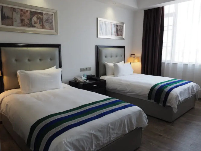 Atlantic Lumley Hotel