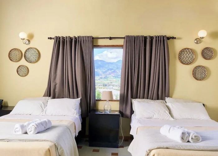 Quadruple Suite