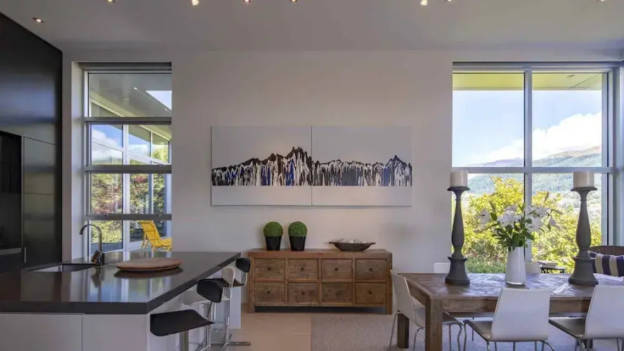 Supreme Lakefront Luxury Villa