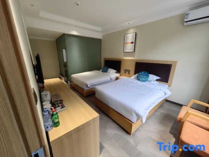 2 Bedrooms Suite