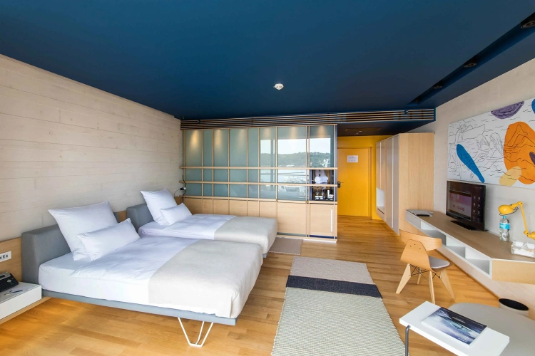 Superior Twin room
