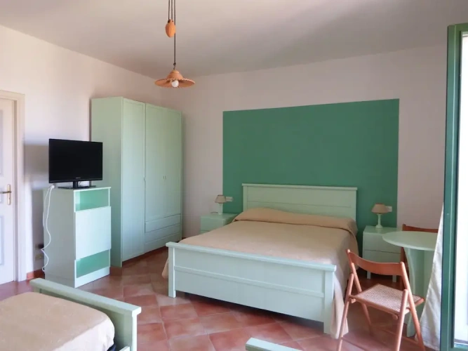 Standard Quadruple room with sea view
