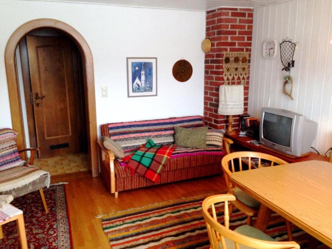 2 Bedrooms Apartment
