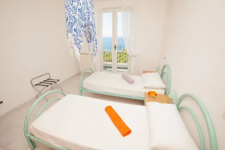 Paradise Beach Hostel