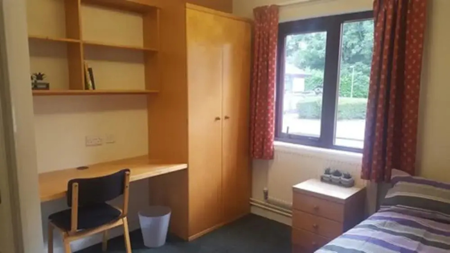 Oxley Hall Campus Residence