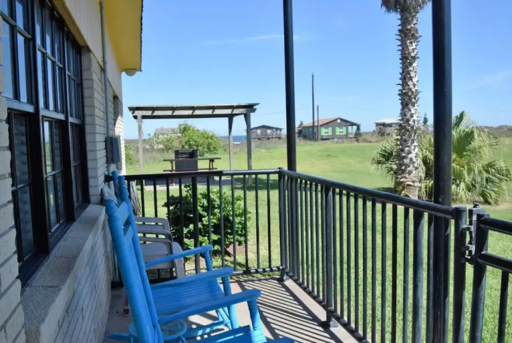 63 Island Retreat