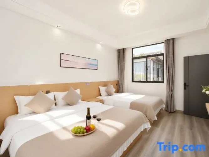 2 Bedrooms Deluxe Family Suite