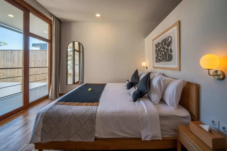 4BR Luxury Modern Contemporary Villa in Canggu