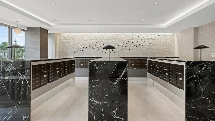 Hyatus Luxury Residences Everett