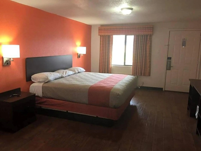 Motel 6 Waco, TX