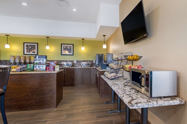 Best Western Plus Moosomin Hotel photo 28