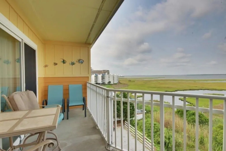 402 Playa Flamingo - 2 Br Condo