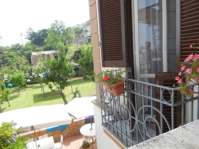 1 Bedroom Standard Double room with balcony
