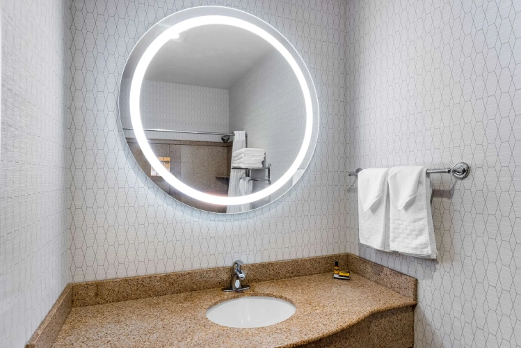 Quadruple Suite