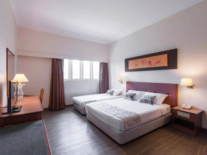 Hotel 81 Tristar