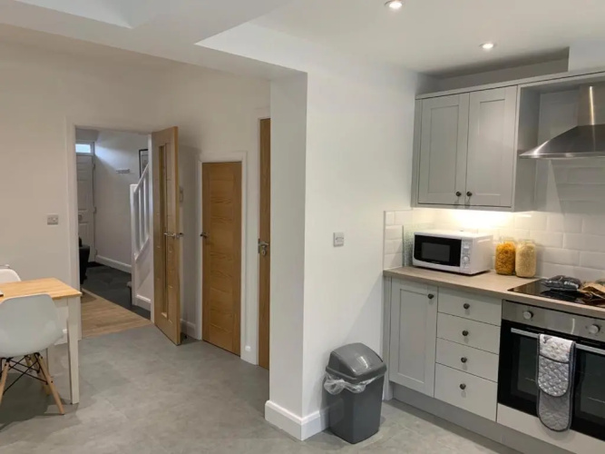 CAERNARFON Quality Townhouse