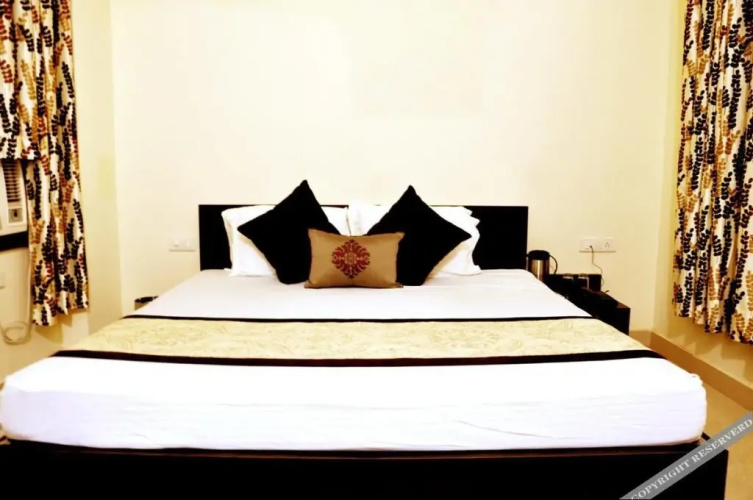 Hotel Triund Regency