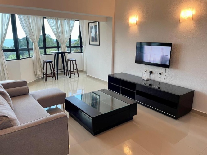 2 Bedrooms Apartment