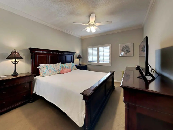 Romar House