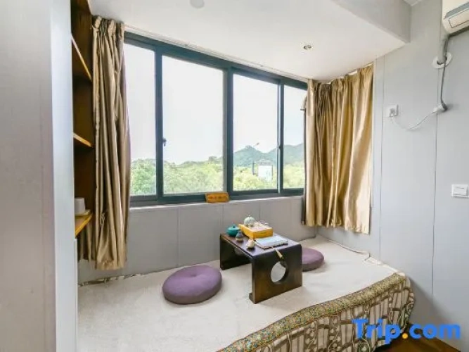 2 Bedrooms Suite