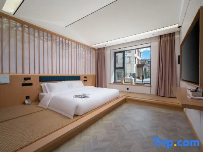 2 Bedrooms Suite