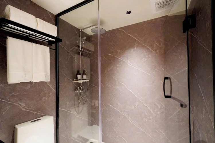 Deluxe Twin room with balcony
