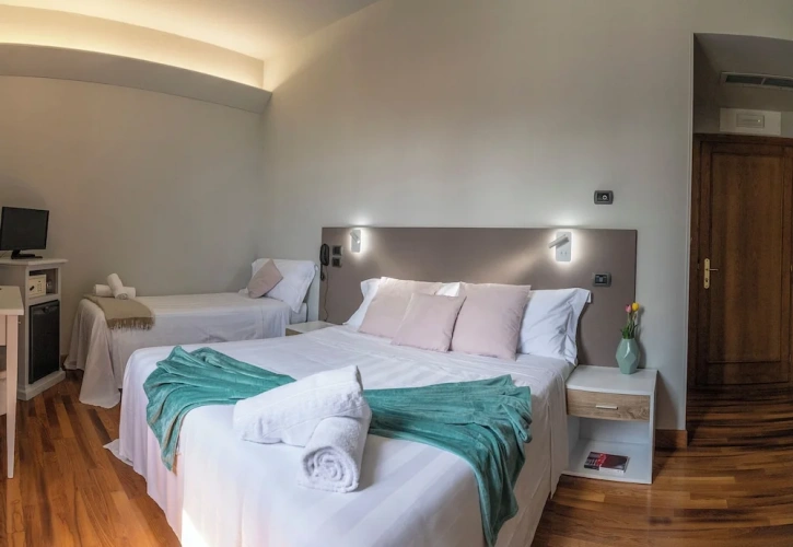 Classic Triple room