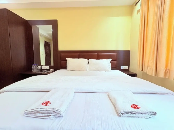 1 Bedroom Executive Double room with city view