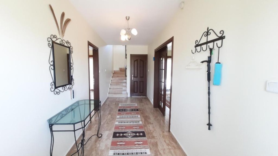 3 Bedrooms Villa