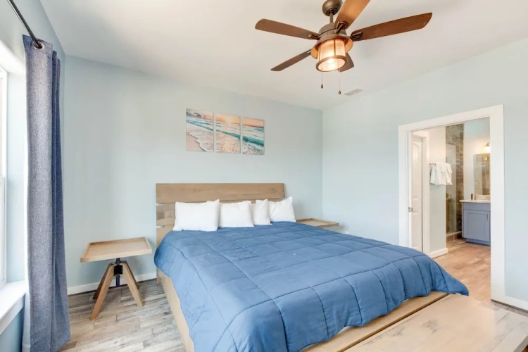 4 Bedrooms Cottage