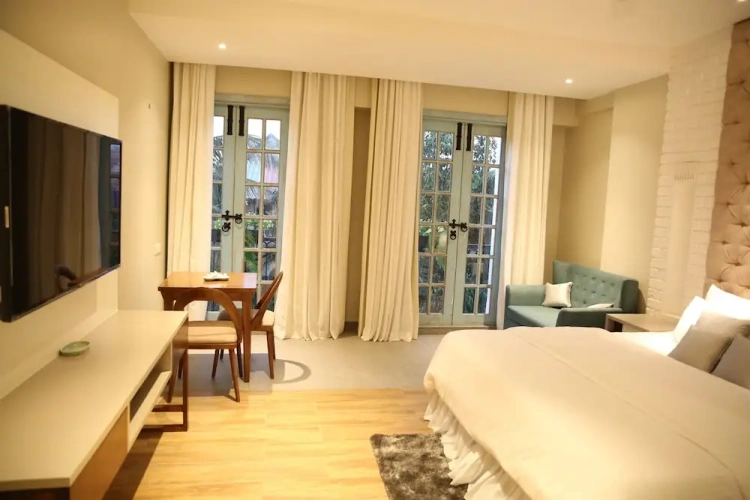 Executive Apartment