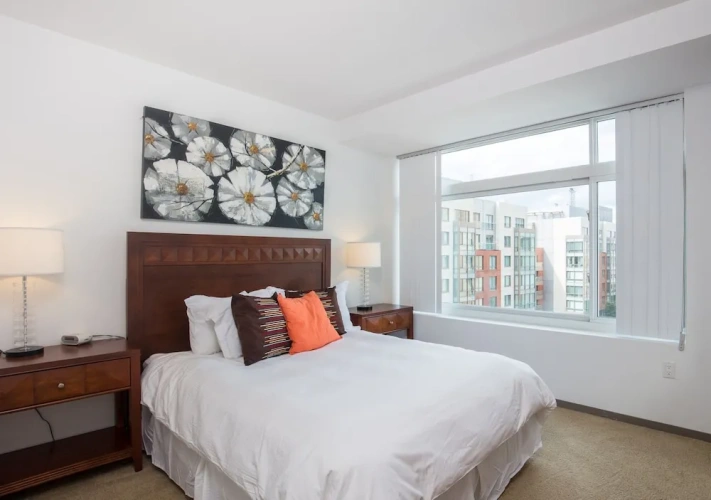 2 Bedrooms Luxury Apartment
