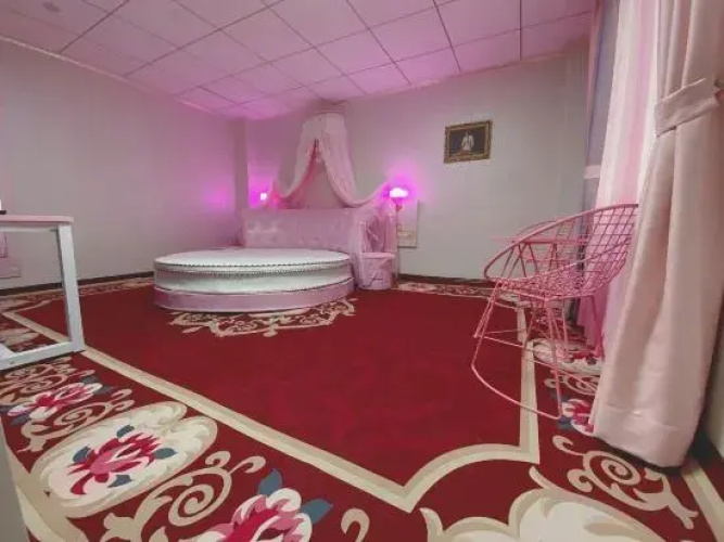 Xin Hu Hotel