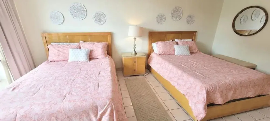 Beachfront Resort * Heated Pool * Sleeps Heaps (Saida Royale 9039) by RedAwning