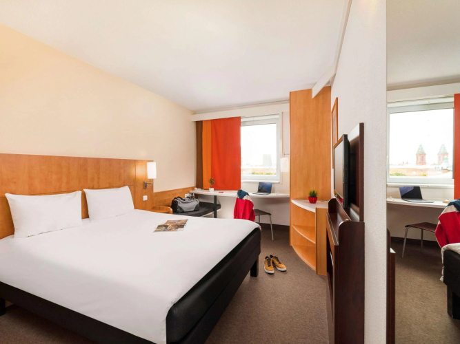 Hotel Ibis Praha Mala Strana photo 6