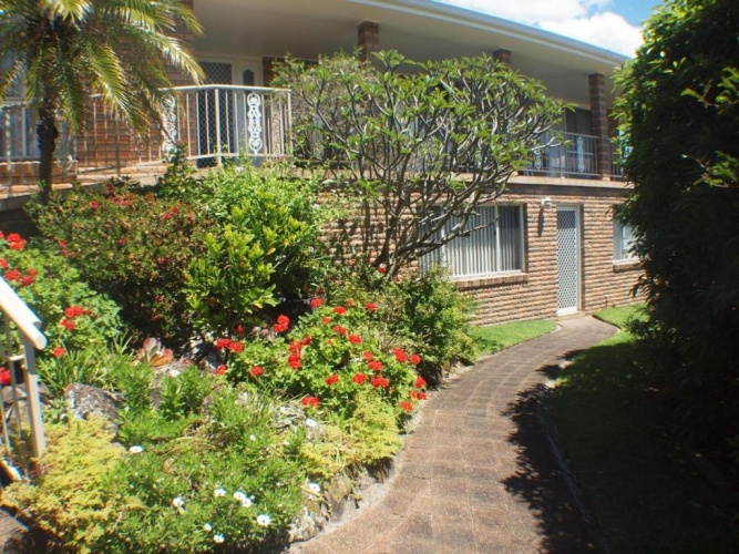 4 Bedrooms Cottage