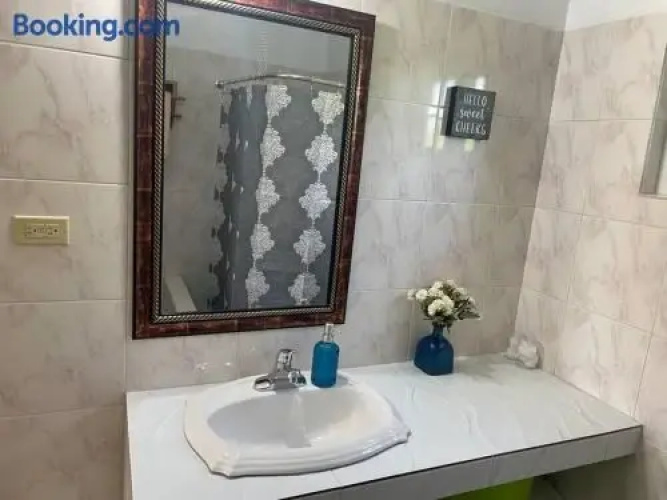 GraceWay Studio Apt with A/C -3mins walk to beach